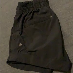 Lululemon Spring Break Away shorts